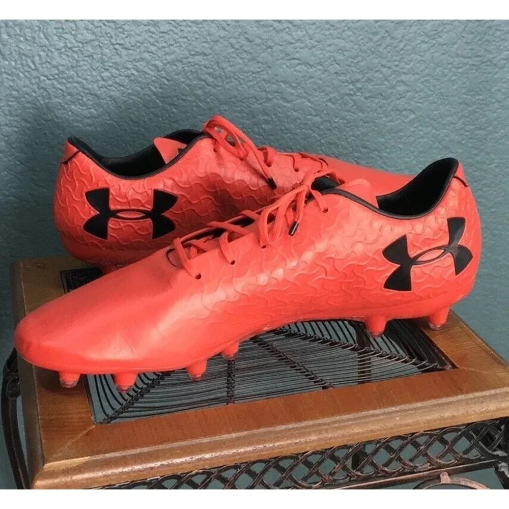 Under Armour Men's Magnetico Pro Frim Ground Soccer Cleat, Red, Size 13, NEW NWT
